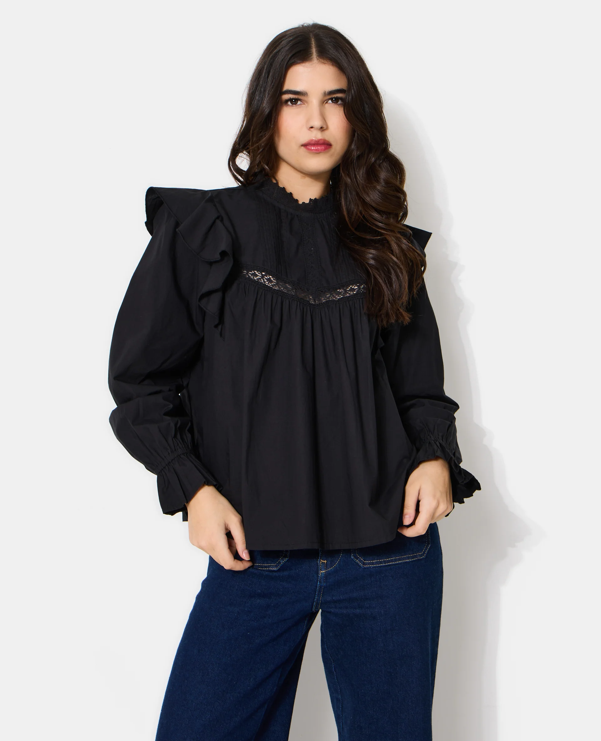 Blouse en popeline avec dentelle et volants - Image 5