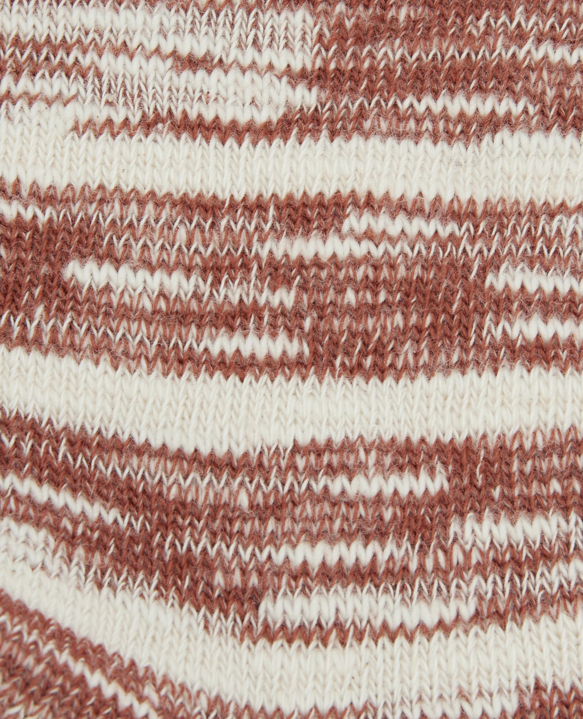 Paire de chaussettes bicolores effet rayé - Image 4