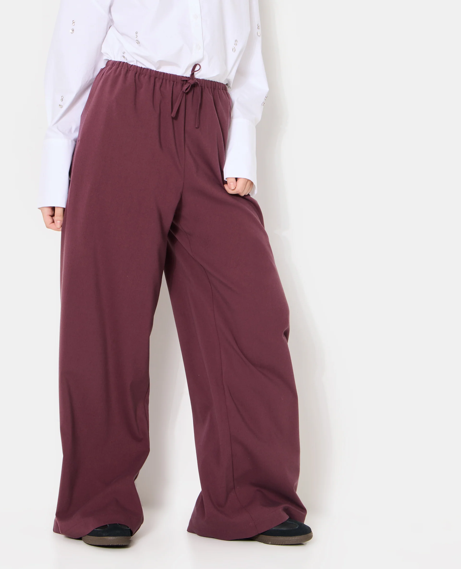 Pantalon droit et large avec lien coulissé - Image 2